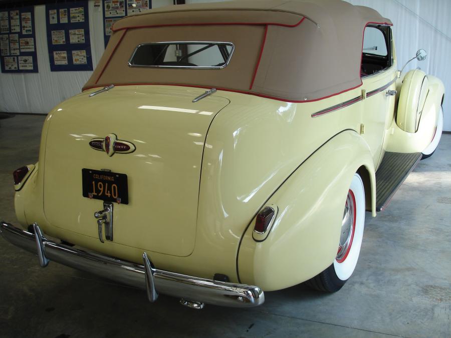  Buick Limited Model 81C Fastback Convertible Phaeton 1940 года  (фото 2 из 7)